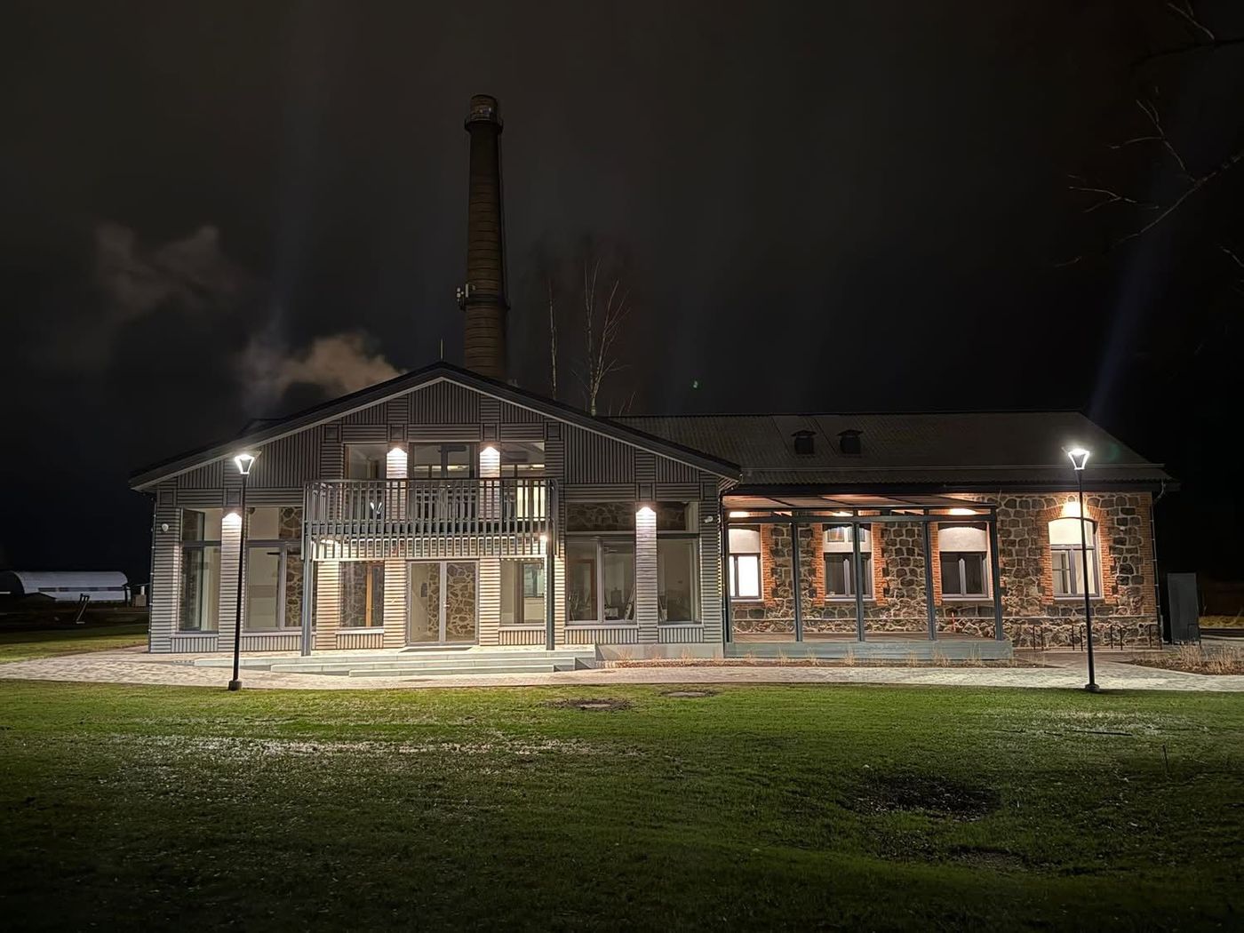 Paveiktais projekts: Vidzemes reģionālā aprites ekonomikas centra administratīvā ēka