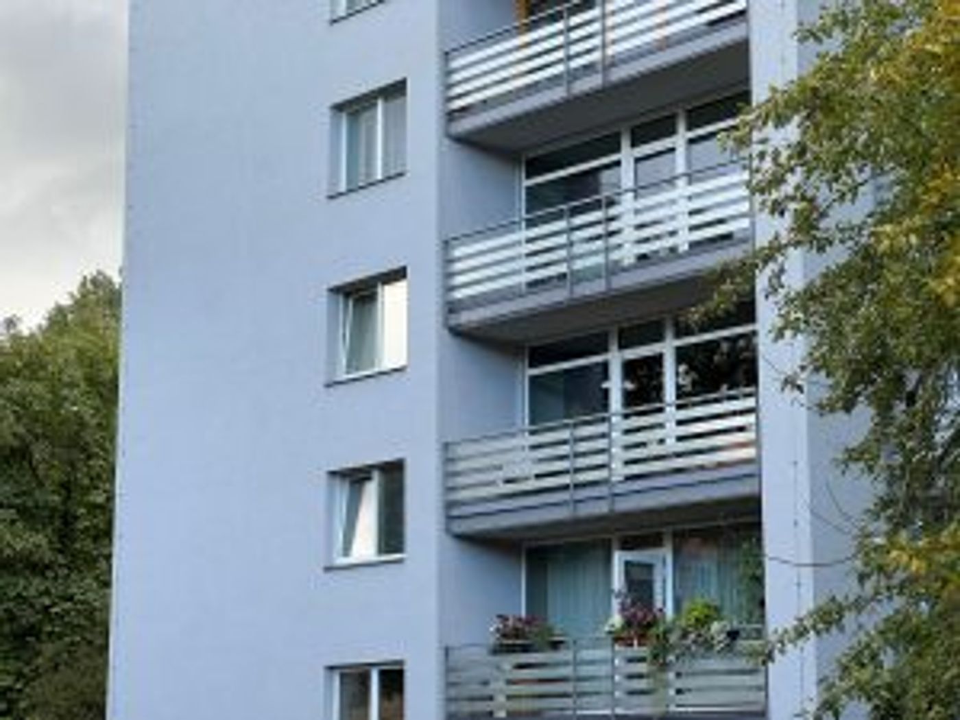 Daudzdzīvokļu dzīvojamā māja Brīvības gatve 313, Rīga