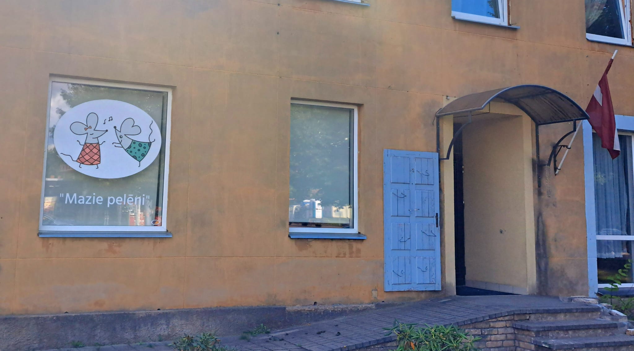 “Mazie pelēni” mājdārziņš Kauguru iela 2
